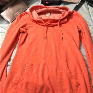 Buckle funnel neck shirt